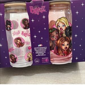 NWT-Bratz Character Glass Tumbler Set by MGA Entertainment